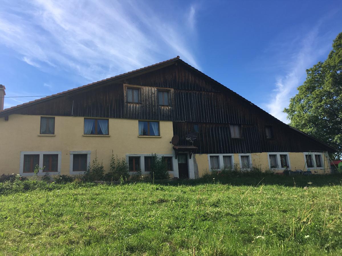 La Dernier Villa La Cote-aux-Fees Luaran gambar