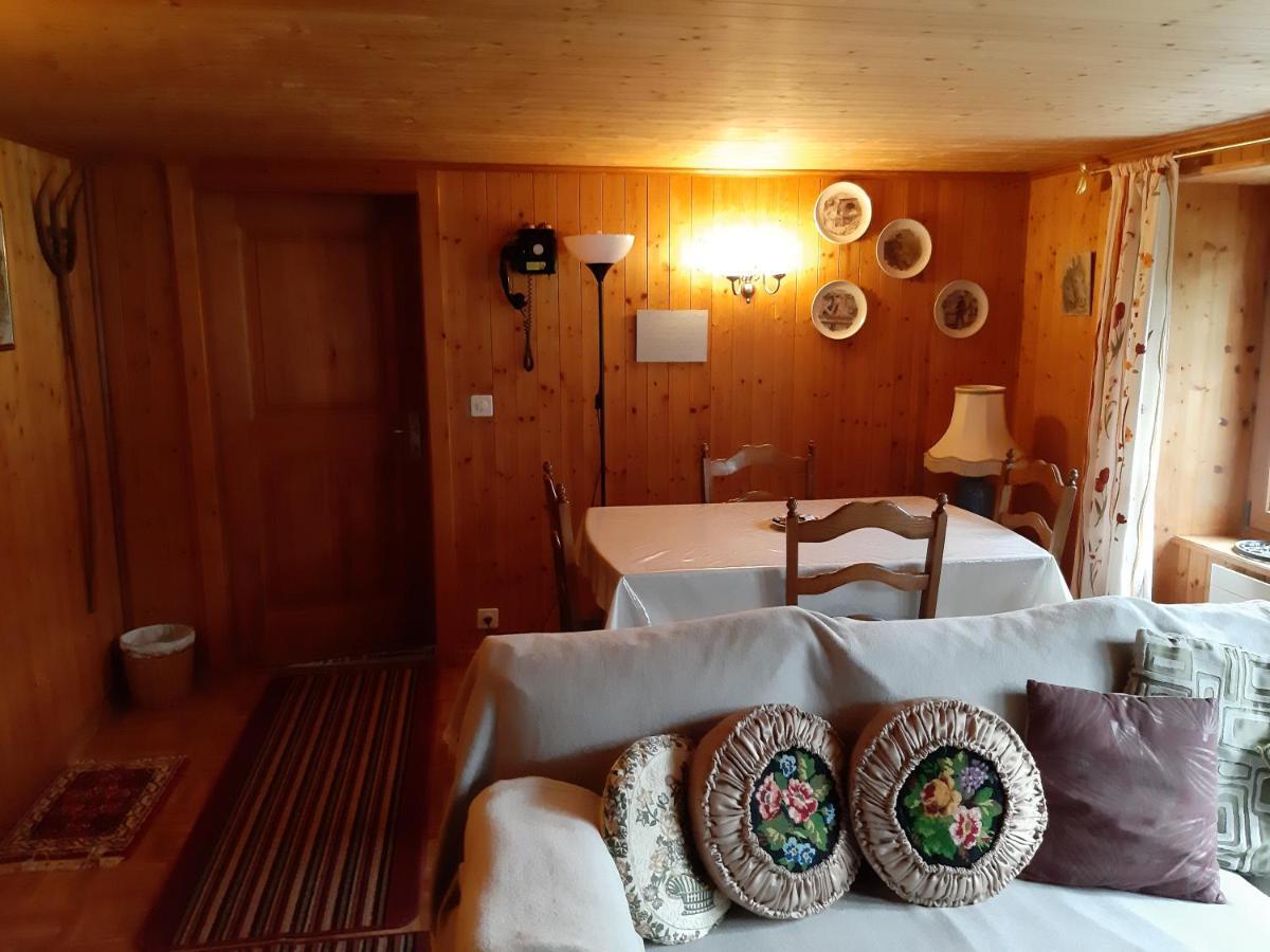 La Dernier Villa La Cote-aux-Fees Luaran gambar